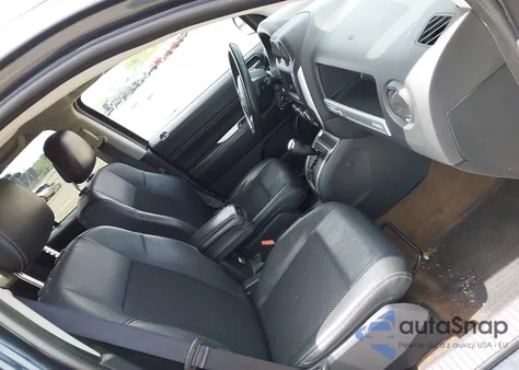 2014 Jeep Compass Latitude из США, поврежденный, VIN 1C4NJDEB6ED891657